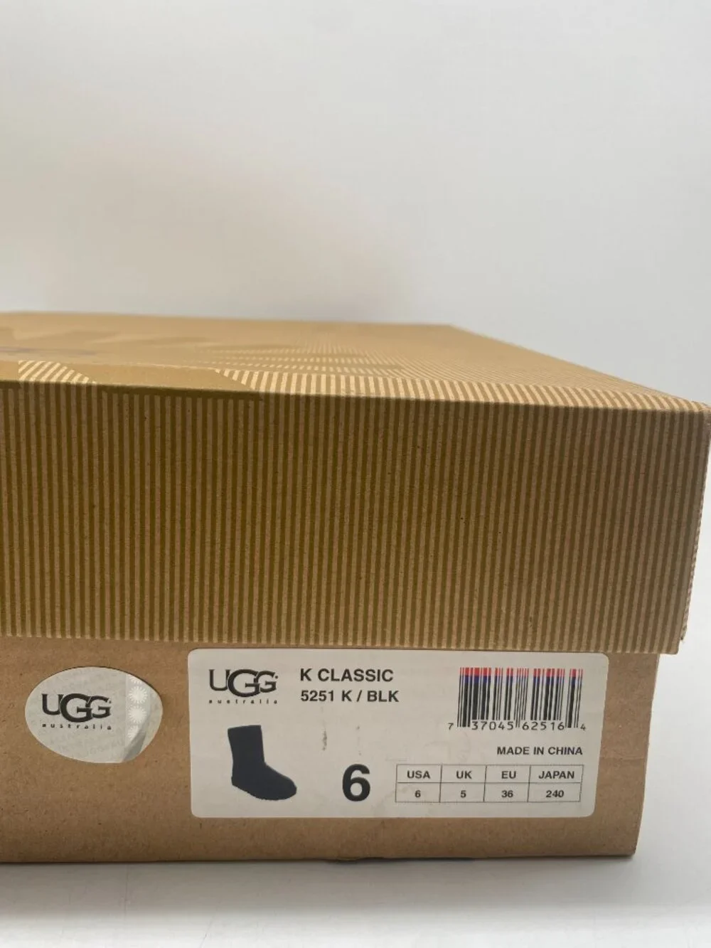UGG KIDS CLASSIC BOOTS BLACK US BIG KIDS VARIOUS SIZE